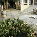 阿克罗贾利酒店 酒店