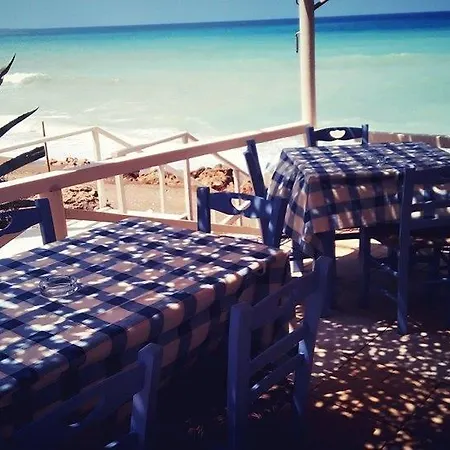 Akrogiali Hotel